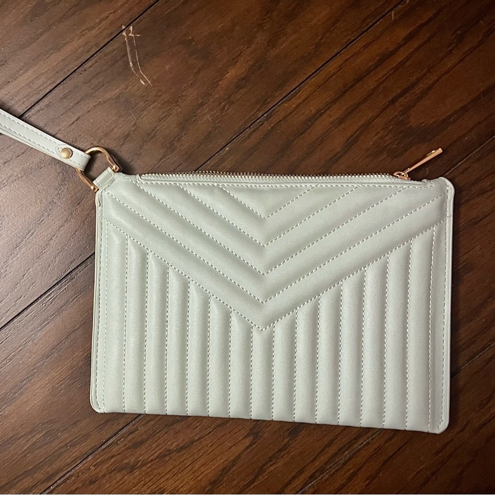 💜New💜 Mint Clutch Pouch Wristlet